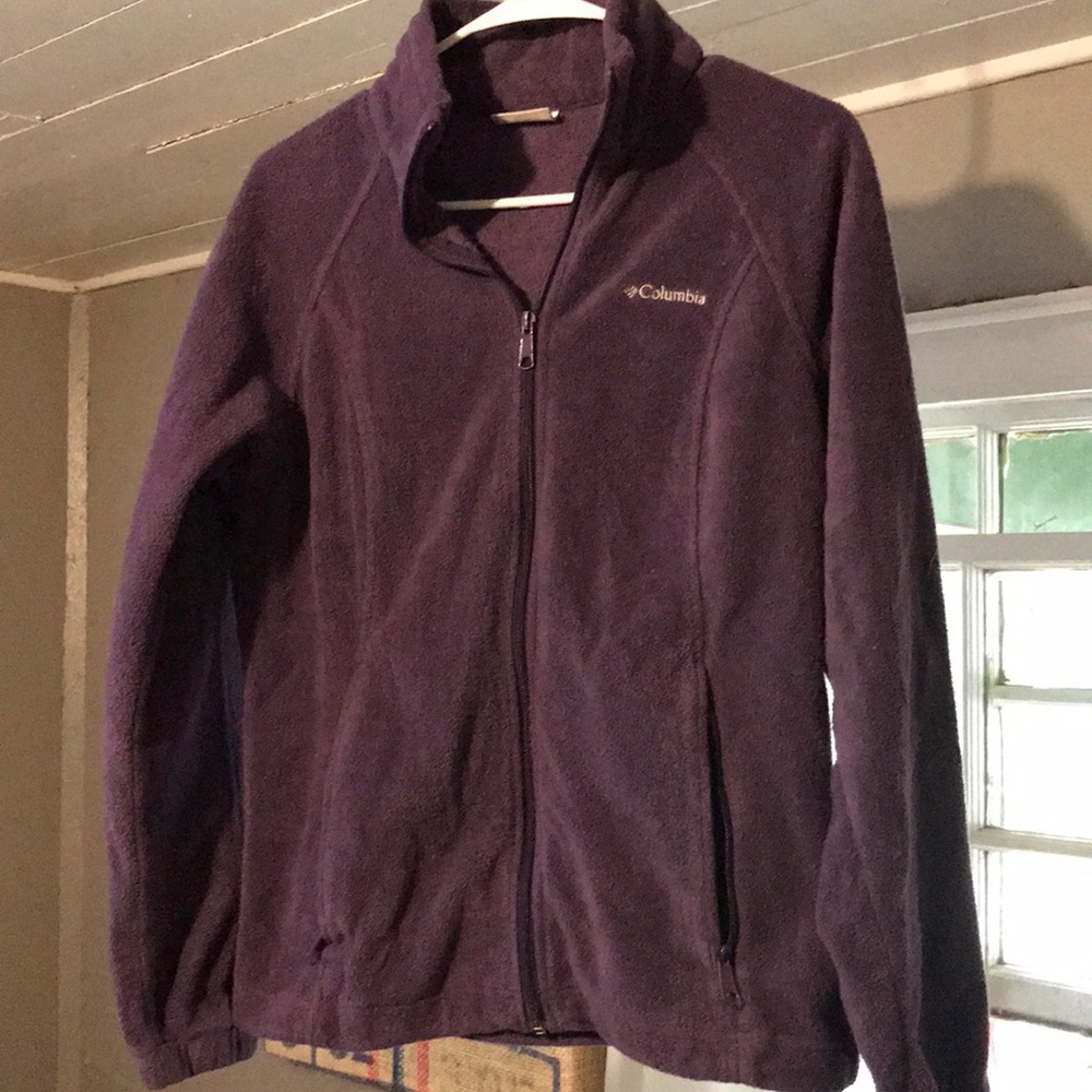 Zip up Columbia sweater